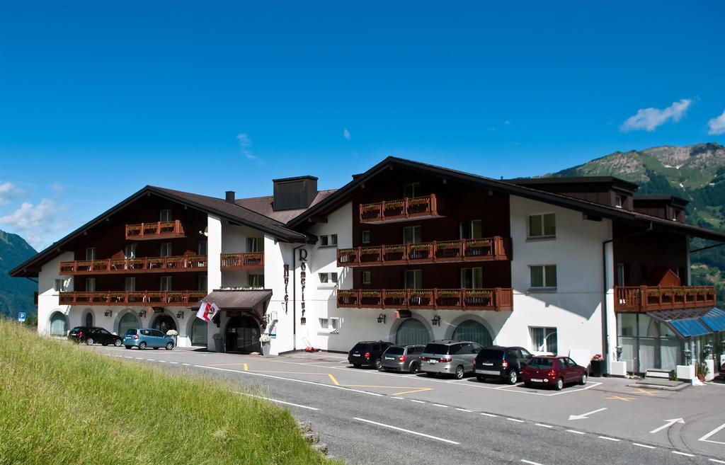 Seminar- & Erlebnishotel Roemerturm Filzbach Exterior photo